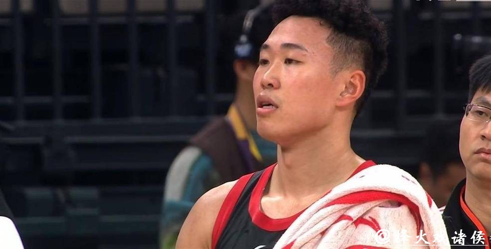 主帅被驱逐+2分钟7T!山西遭深圳终结3连胜 贺希宁23分 主帅被驱逐+2分钟7T!山西遭深圳终结3连胜 贺希宁23分